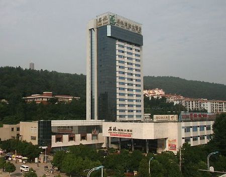 Stone Forest International Hotel Qujing Extérieur photo
